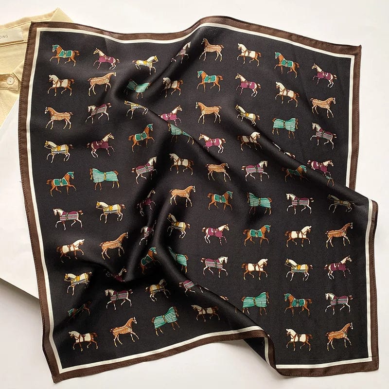 Carré 100% soie naturelle motif chevaux équestre