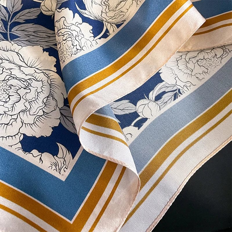 Carré 100% Soie Bleu Décoration Fleurs Femme