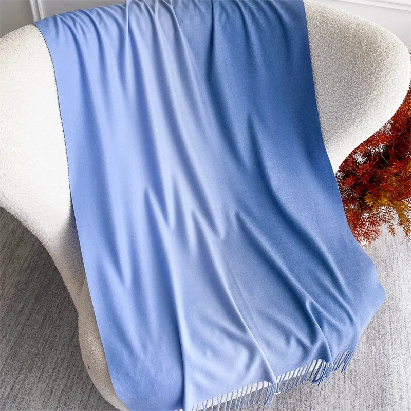 Echarpe Acrylique Bleu Ciel Dégradé Satiné