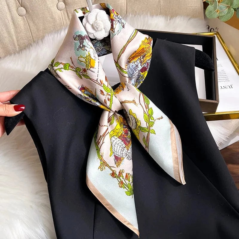 Carré 100% Soie – Foulard carré de soie imprimé XIXe siècle, scènes romantiques et décor végétal