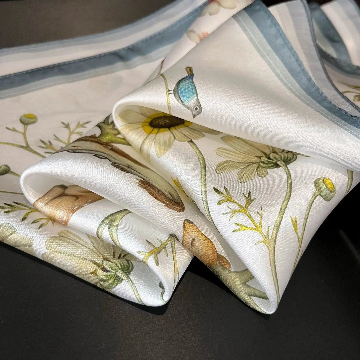 Carré 100% Soie foulard carré en soie imprimé élégant et tendance