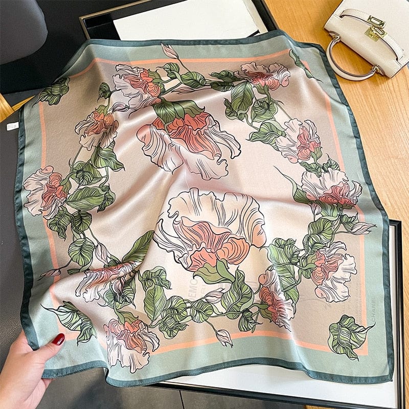 Carré 100% Soie Fleur Pivoine 70X70cm