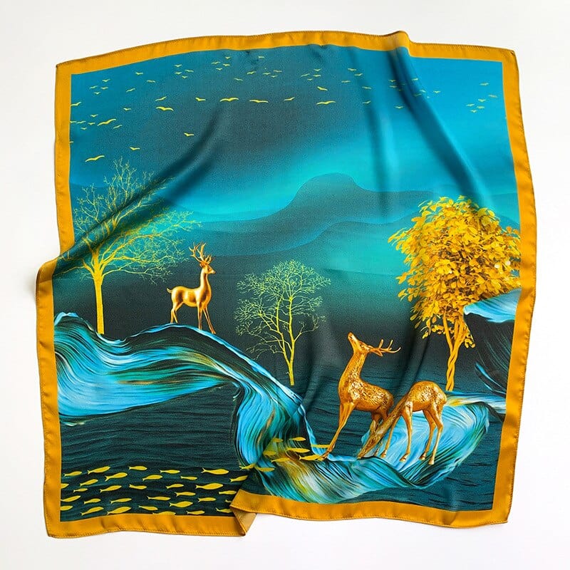 Carré 100% Soie Paysage de Cerf dans la Nature 70X70CM