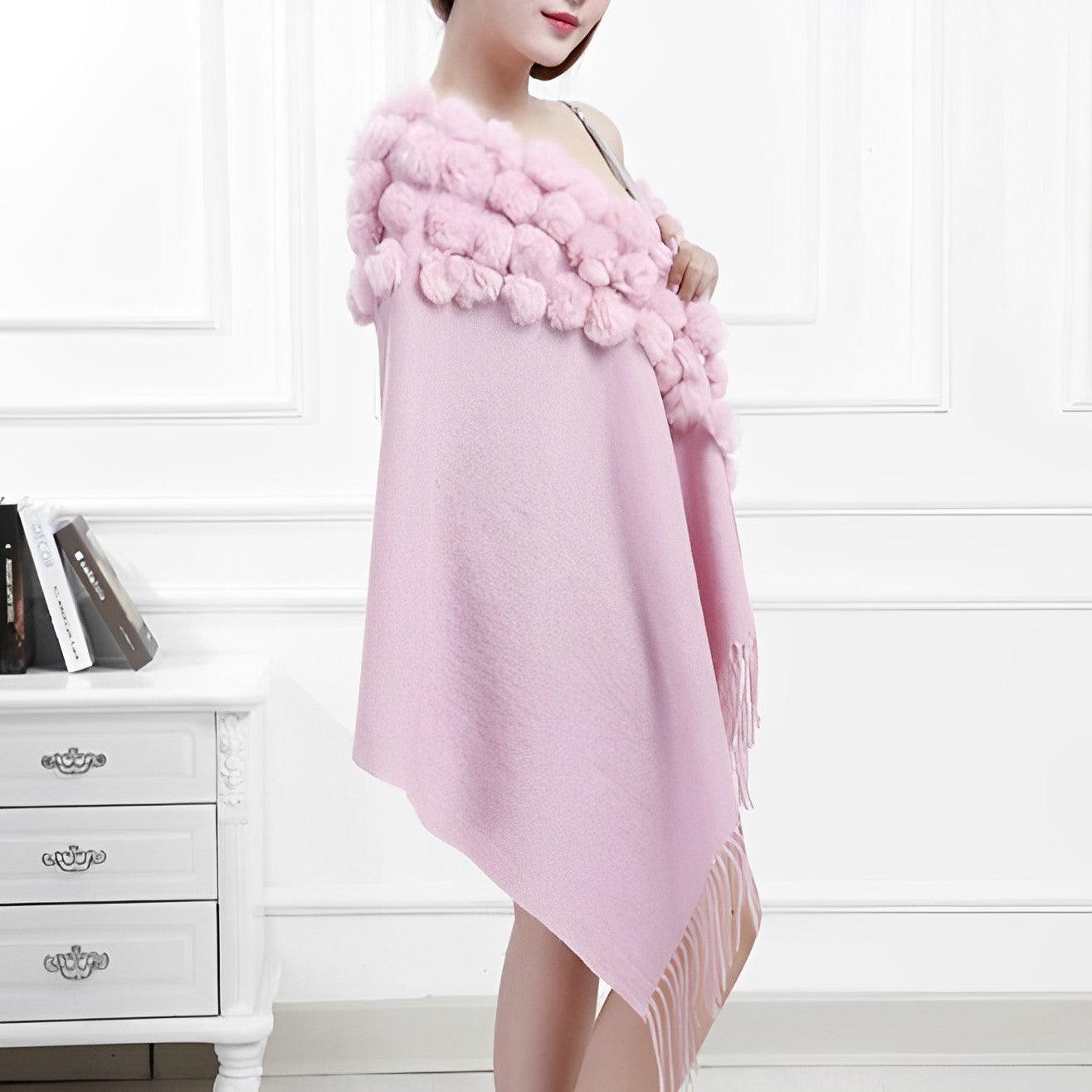 Écharpe en laine avec pompon en fourrure - Collection Luxe