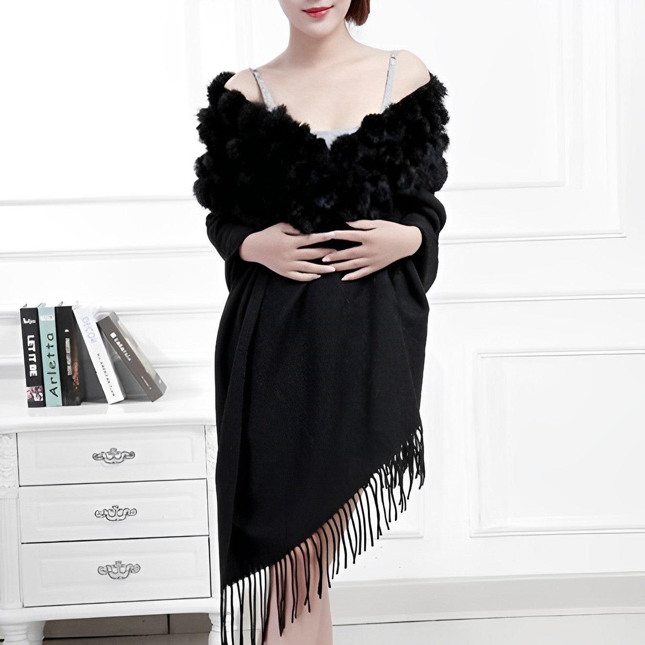 Écharpe en laine avec pompon en fourrure - Collection Luxe