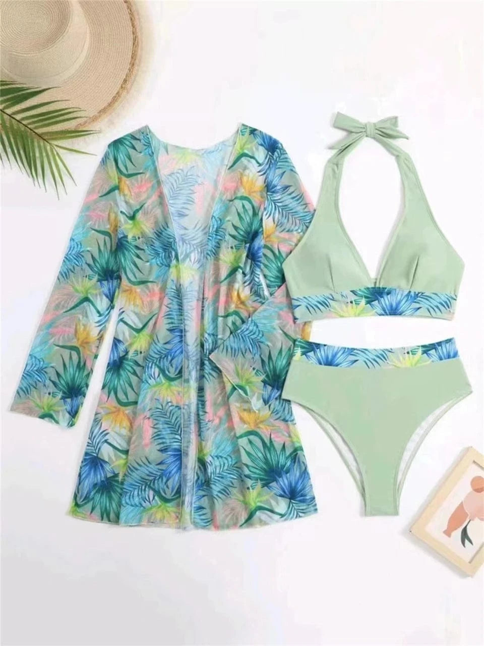 Ensemble Bikini avec Robe de Bain Tropicale : Élégance et Confort pour Votre Été Vert / S