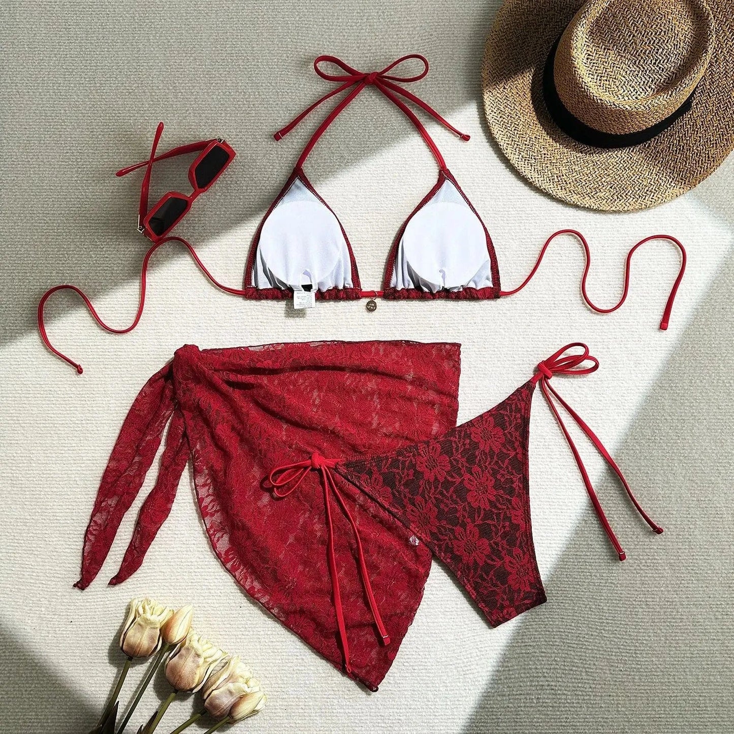 Ensemble Bikini Dentelle Élégant avec Robe de Bain Transparente