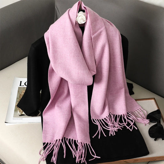 Echarpe Cachemire Rose Poudre – Écharpe en cachemire rose poudré pastel, veloutée et chic