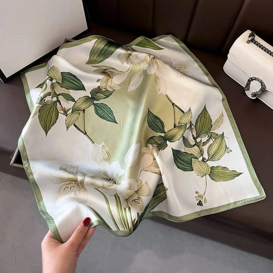 Carré 100% Soie - Acheter foulard carré en soie en ligne pour femme, chic et léger