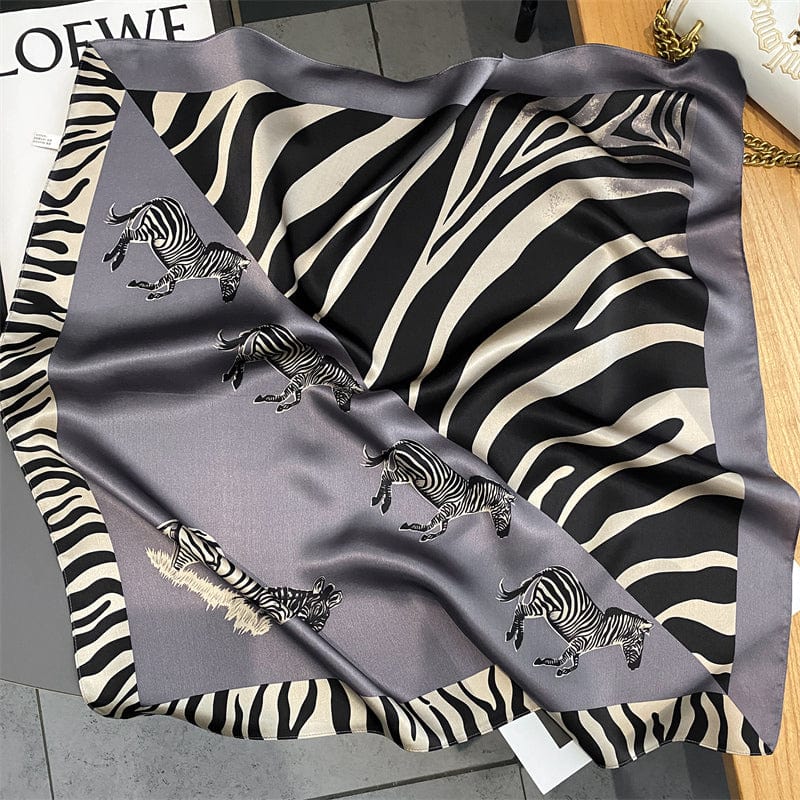 Carré 100% Soie Décoration Zèbre Femme