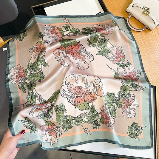Carré 100% Soie Fleur Pivoine 70X70cm