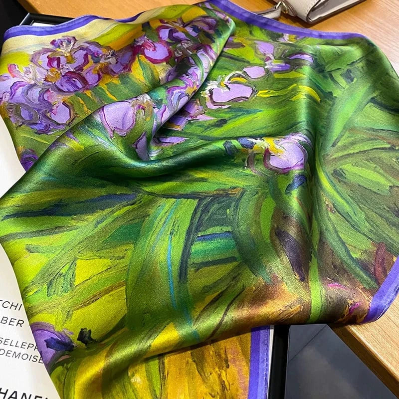 Carré 100% Soie - foulard artistique motif Iris femme 53x53cm