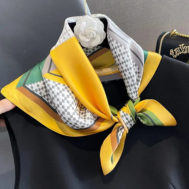 Carré 100% Soie – Foulard carré Art déco jaune doré et vert émeraude 53x53cm