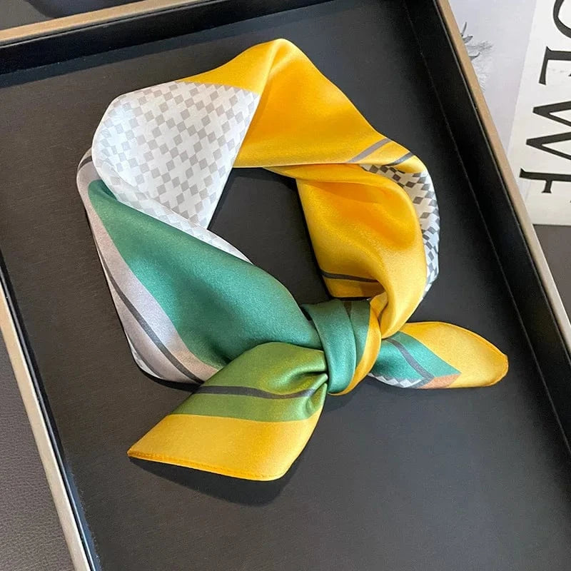 Carré 100% Soie – Foulard carré Art déco jaune doré et vert émeraude 53x53cm