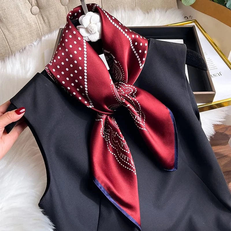 Carré 100% Soie Foulard Carré en Soie pour Femme - Élégance et Confort 70x70cm