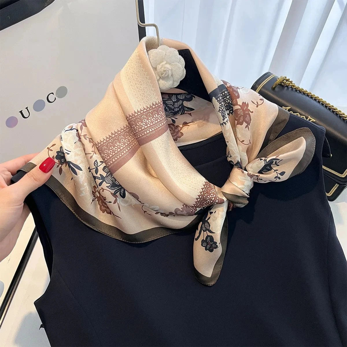 Carré 100% Soie Foulard Carré en Soie Premium Achat en Ligne 70x70cm