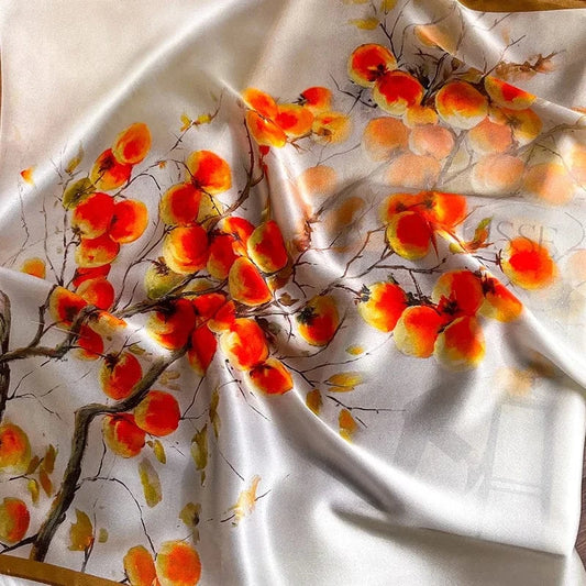 Carré 100% Soie – Foulard imprimé rameaux fruitiers orange impressionniste 70x70cm