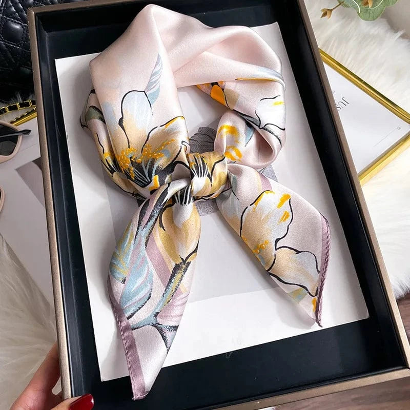 Carré 100% Soie Imprimé Fleurs Premium Femme 70x70cm