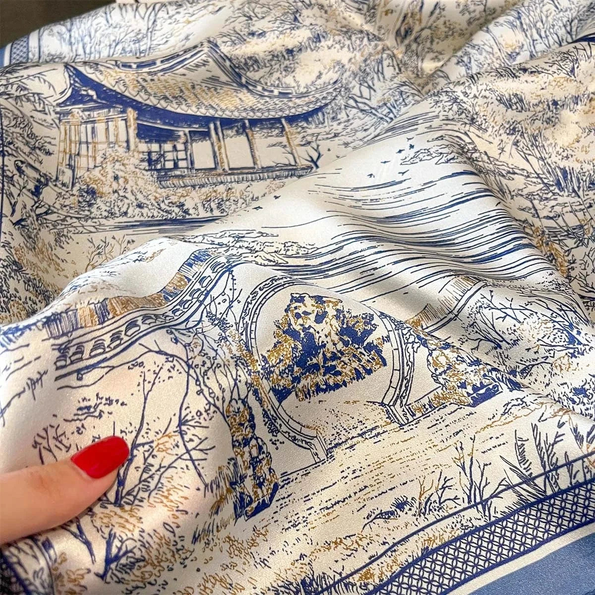 Carré 100% Soie Imprimé Paisley Luxe – Foulard Élégant 70x70cm