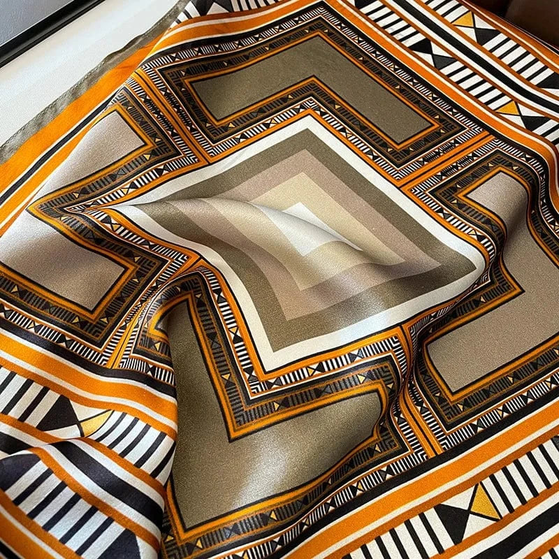 Carré 100% Soie Motif Géométrique Orange Noir Art Déco 53x53cm