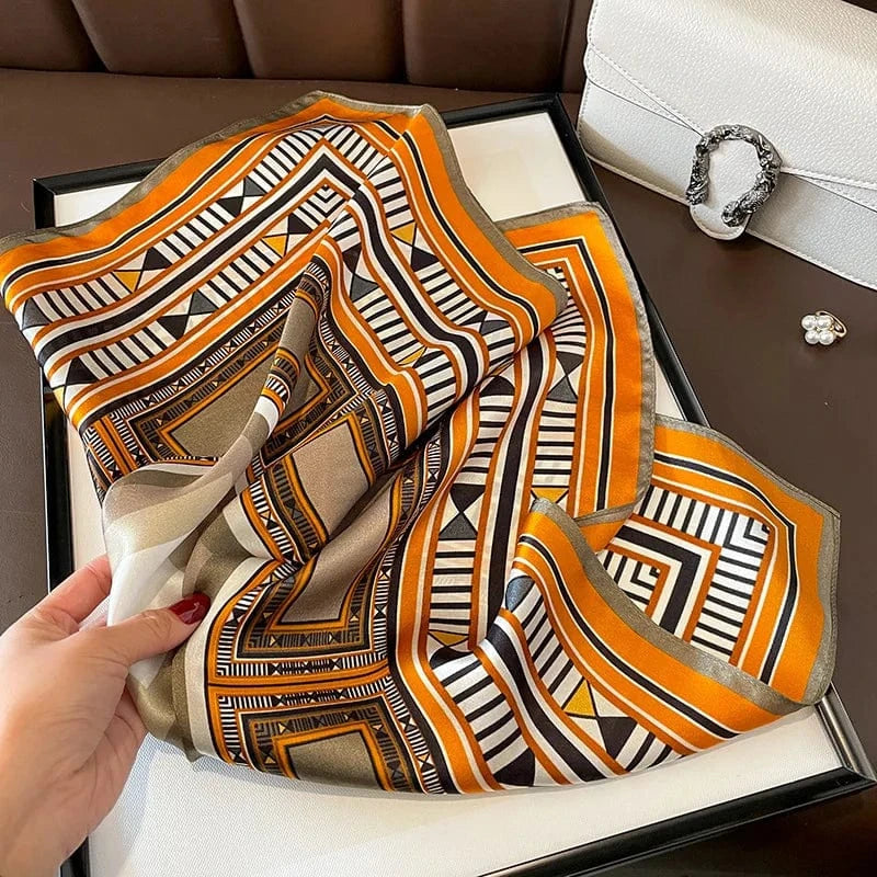 Carré 100% Soie Motif Géométrique Orange Noir Art Déco 53x53cm