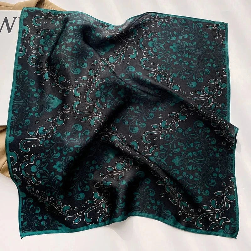 Carré 100% Soie Noir Doré Baroque – Foulard Damassé, Motifs Floraux Acanthe