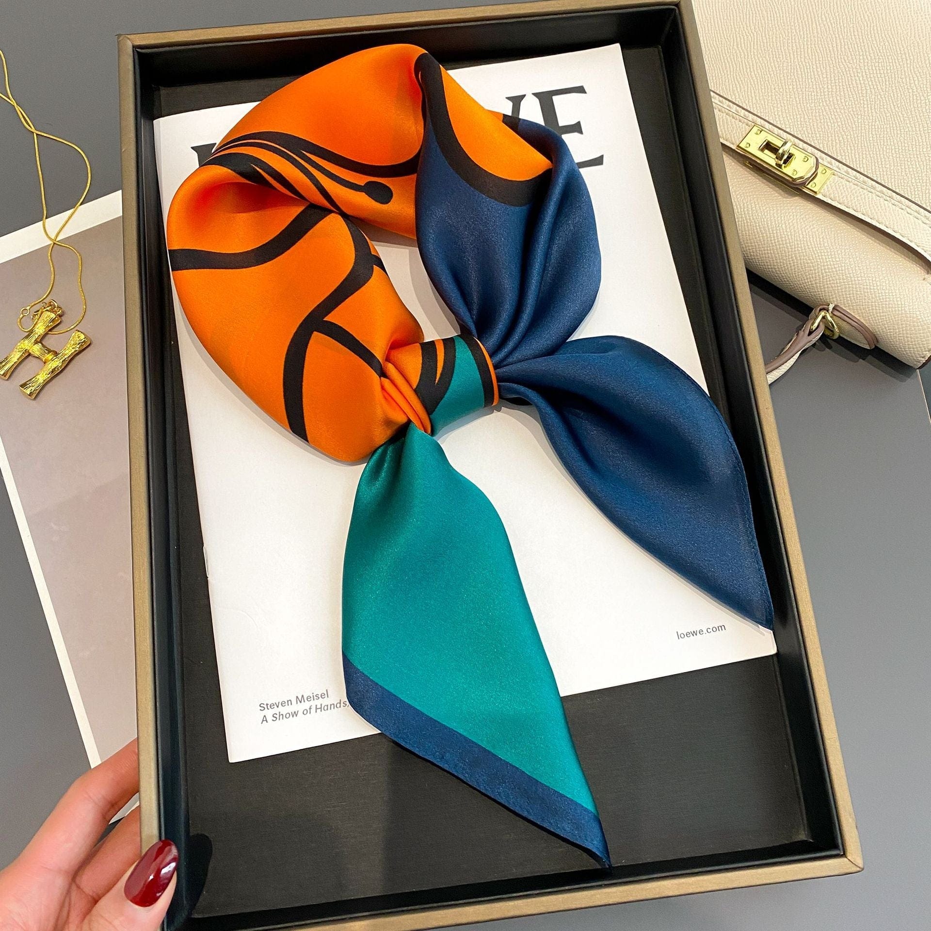 Carré 100% Soie Original Femme Bleu Orange / 70x70cm