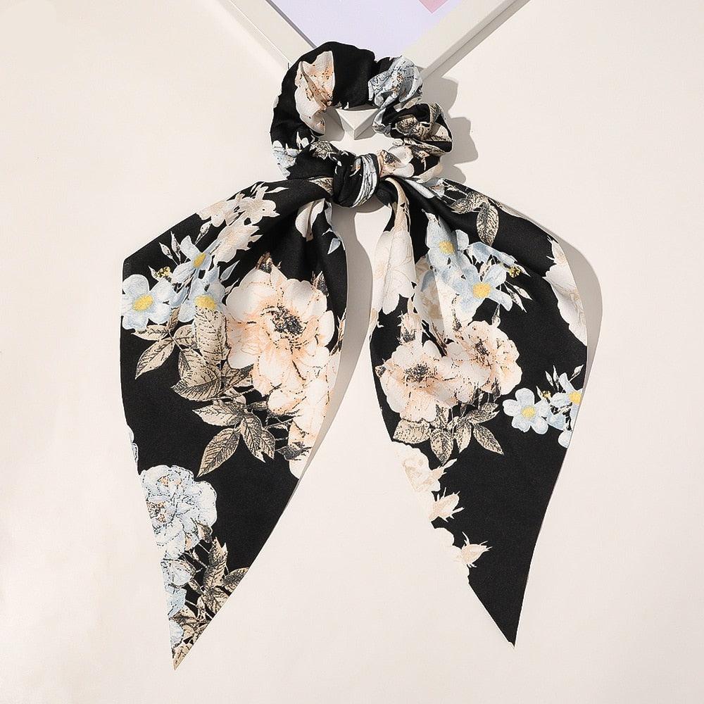 Foulard Chouchou à Grosses Fleurs Blanches