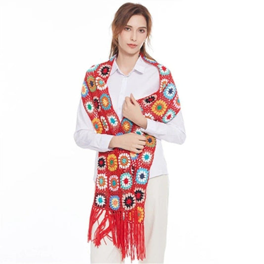 Écharpe au Crochet Raffinée, Ornement Floral Rouge