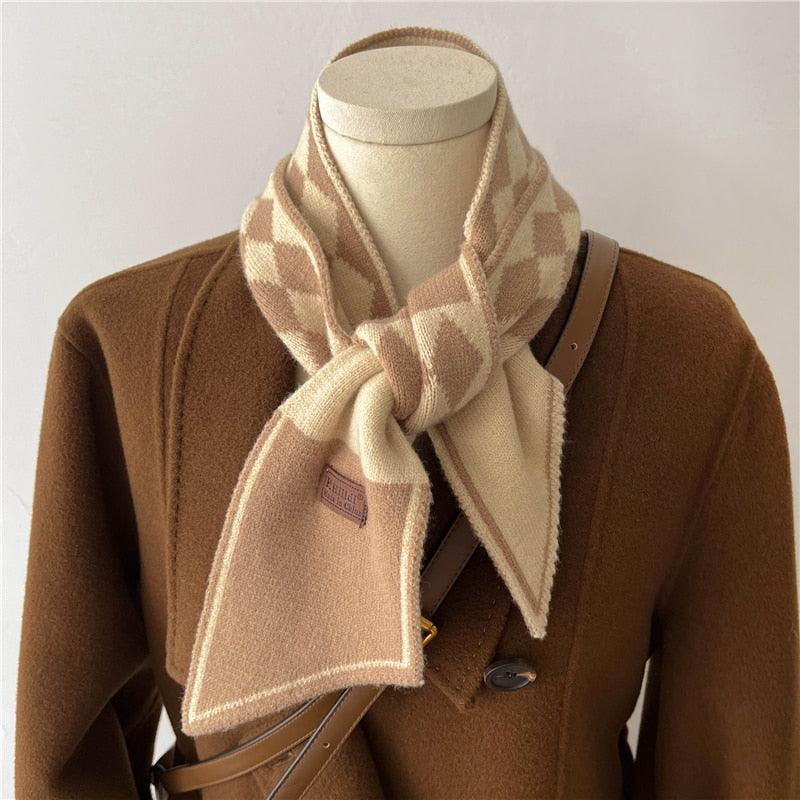 Écharpe Croisée Losanges pour Femmes Beige