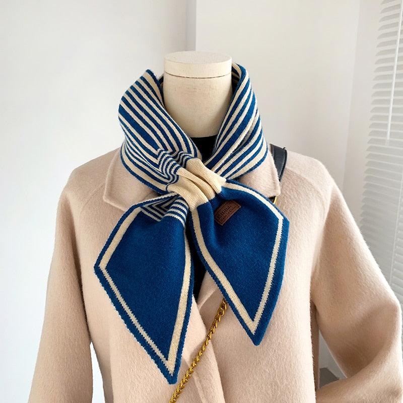 Écharpe croisée pour femmes rayées Bleu
