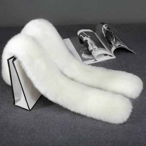 Écharpe en fausse fourrure de renard - Luxe et élégance assurés Blanc