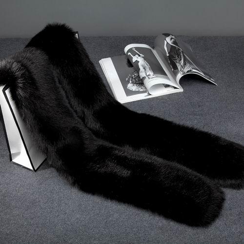 Écharpe en fausse fourrure de renard - Luxe et élégance assurés Noir