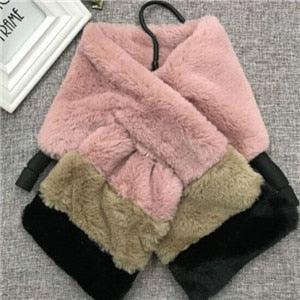 Écharpe tricolore en fausse fourrure de lapin Rose
