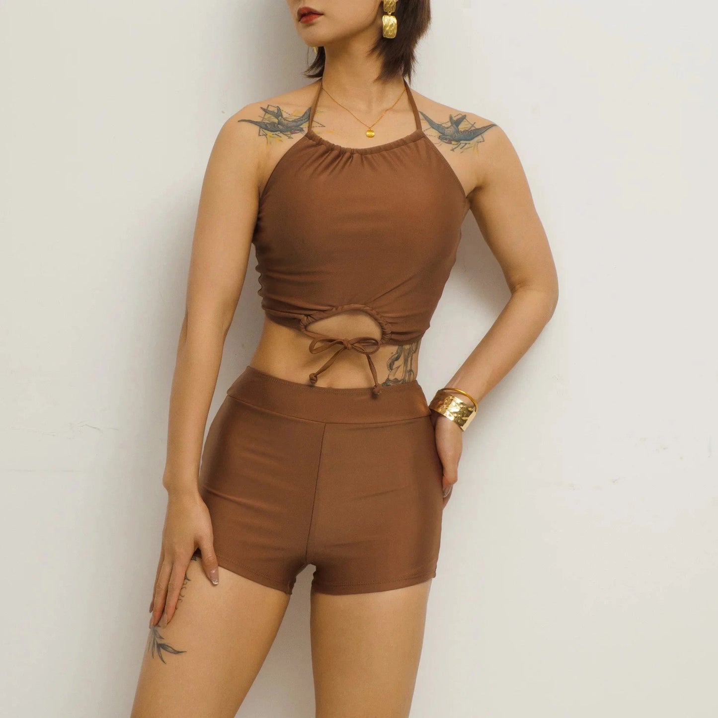 Élégant Maillot de Bain Vert Licou Texturé à Taille Haute pour un Style Chic