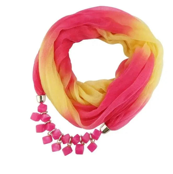 Foulard Bijou avec Collier Intégré – Élégance Bohème et Décolleté Raffiné Rose/Jaune