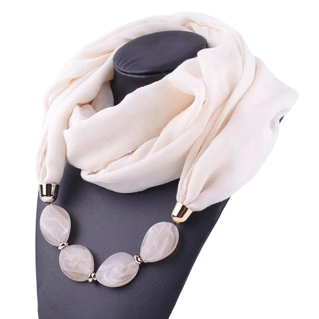 Foulard Bijou Collier Intégré — Écharpe enveloppante avec perles Beige
