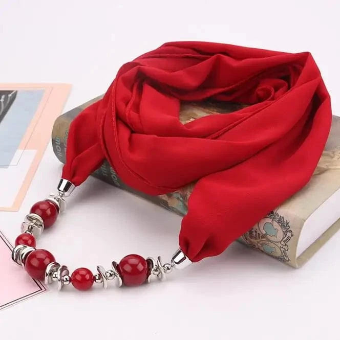 Foulard Bijou Collier Intégré — Élégant foulard avec collier intégré et perles Rouge Foncé