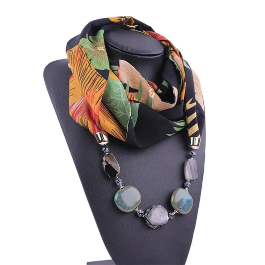 Foulard Bijou Collier Intégré – Imprimé Botanique Graphique Orange/Vert