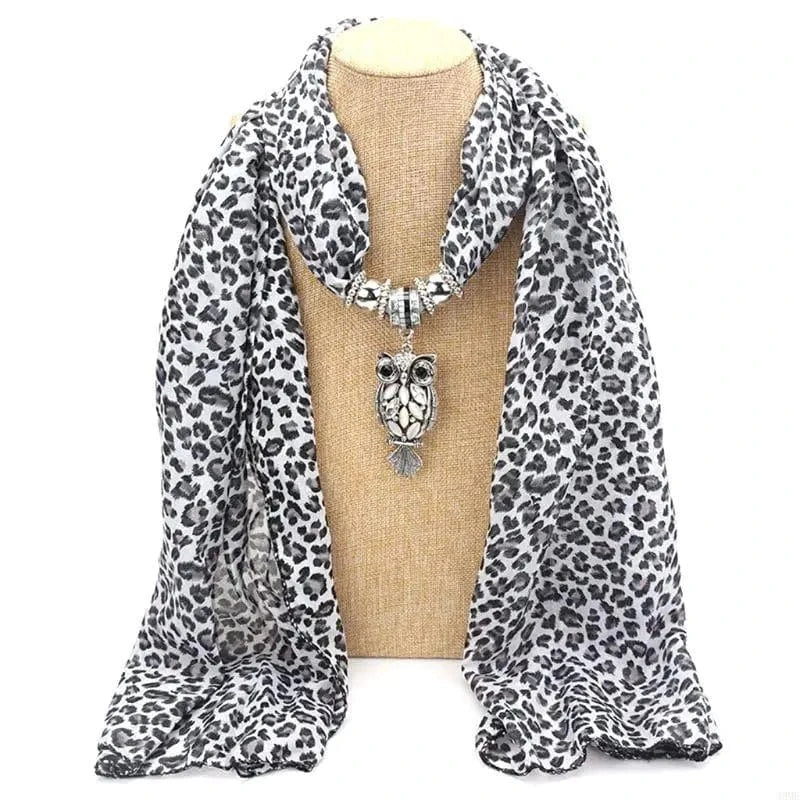 Foulard Bijou Hibou Pendentif – Accessoire Chic et Tendance
