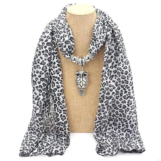 Foulard Bijou Hibou Pendentif – Accessoire Chic et Tendance