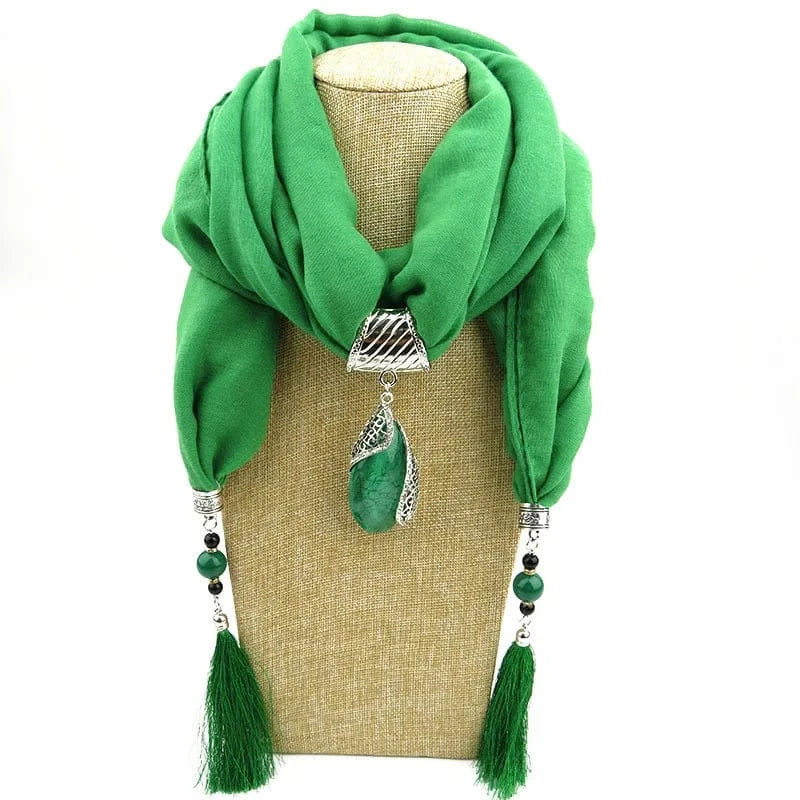 Foulard Bijou Pendentif Pierre Cabochon Vert
