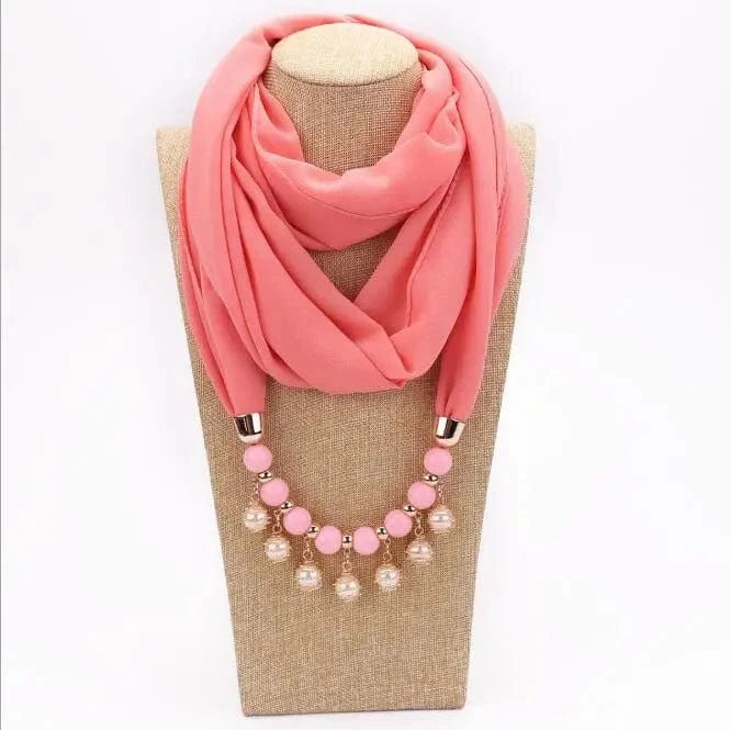 Foulard Bijou perles nacrées - Collier fantaisie intégré - Accessoire chic Rose Clair