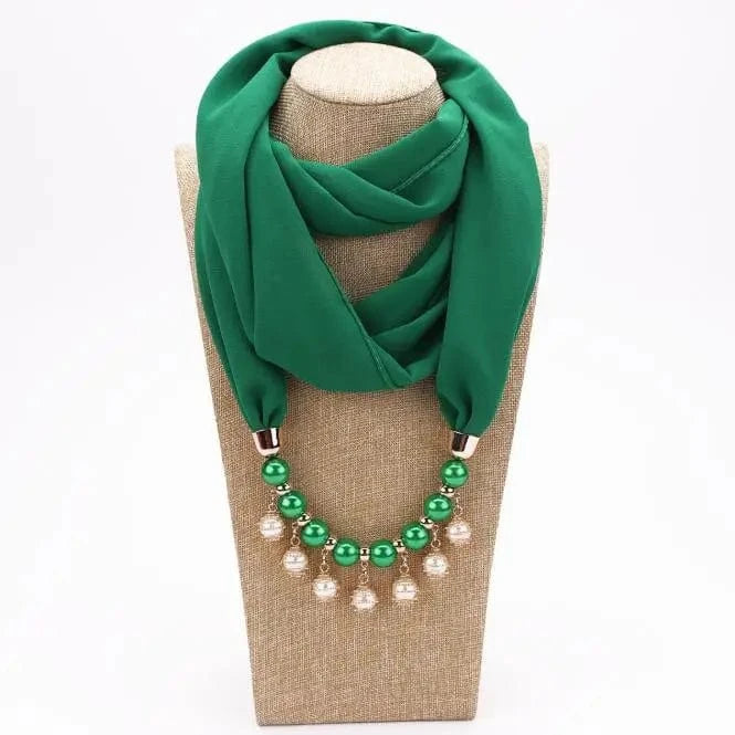 Foulard Bijou perles nacrées - Collier fantaisie intégré - Accessoire chic Vert