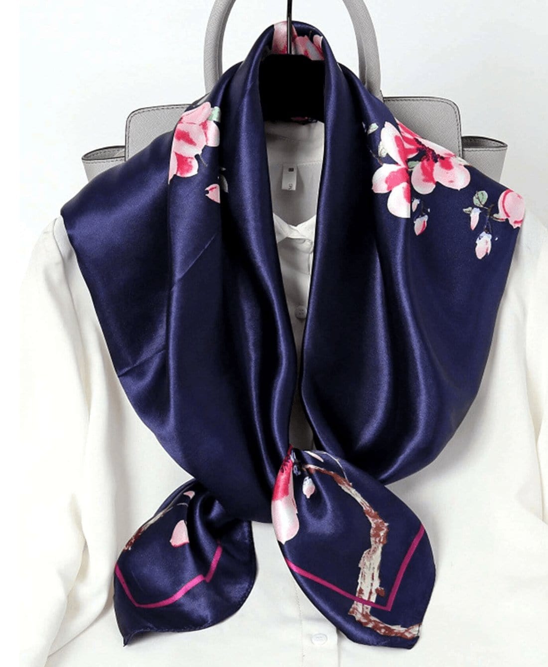 Foulard Carré Fleuri