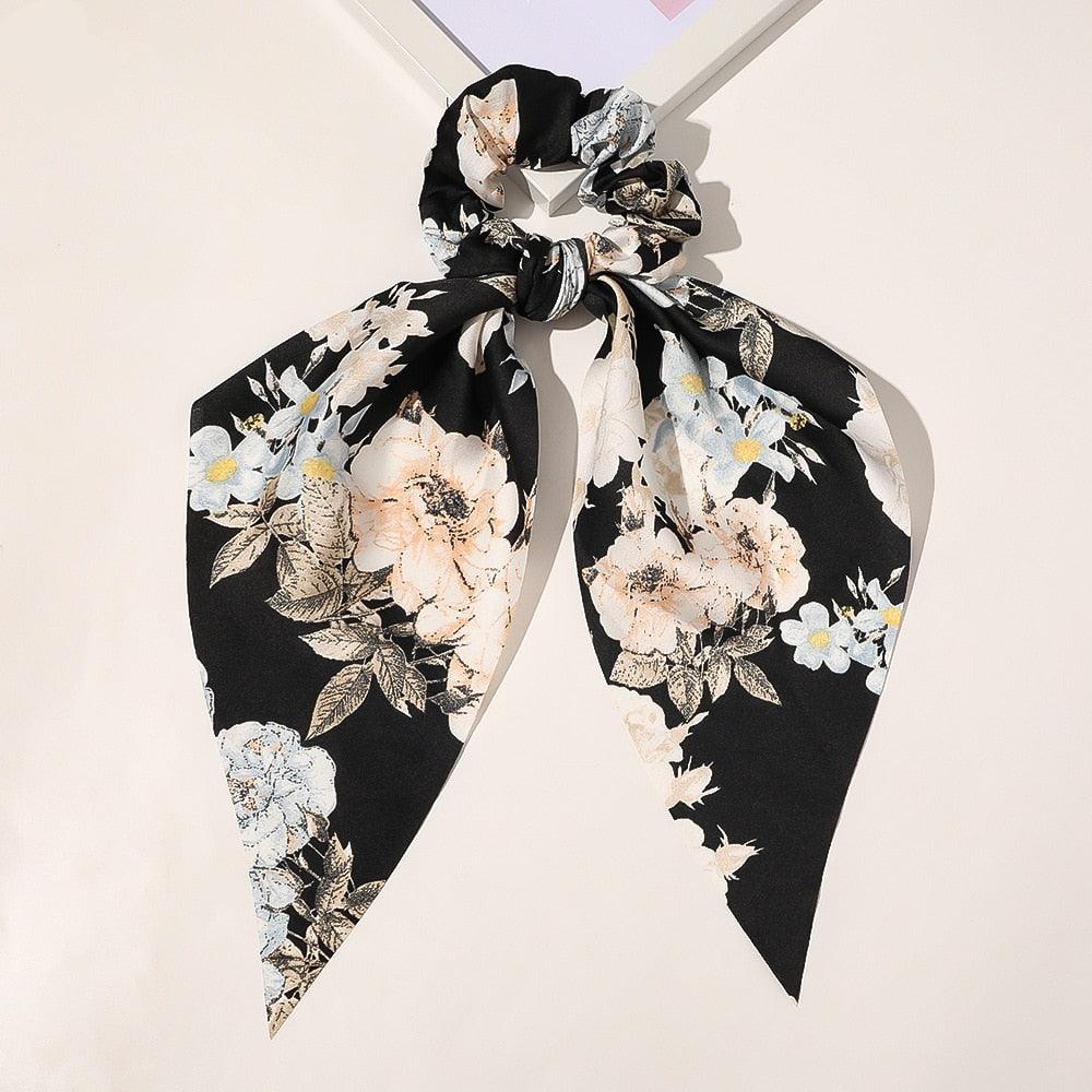 Foulard Chouchou à Grosses Fleurs Blanches Noir