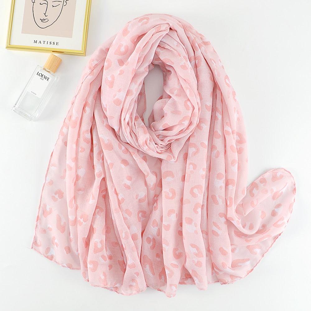 Foulard léopard rose en coton doux