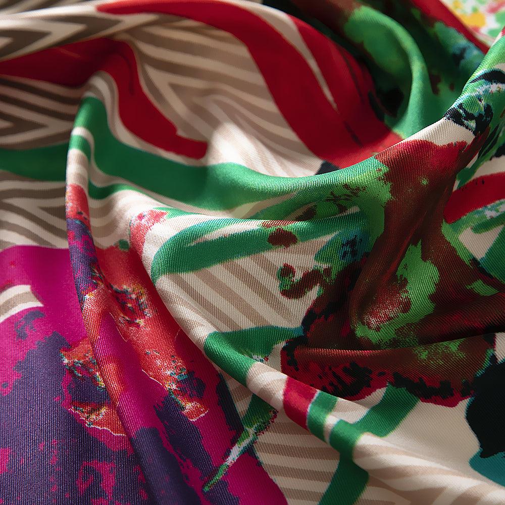 Foulard en soie à motif floral