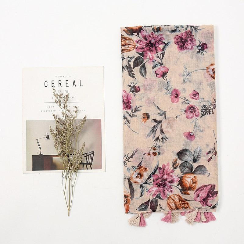 Foulard Rose en Motif Floral