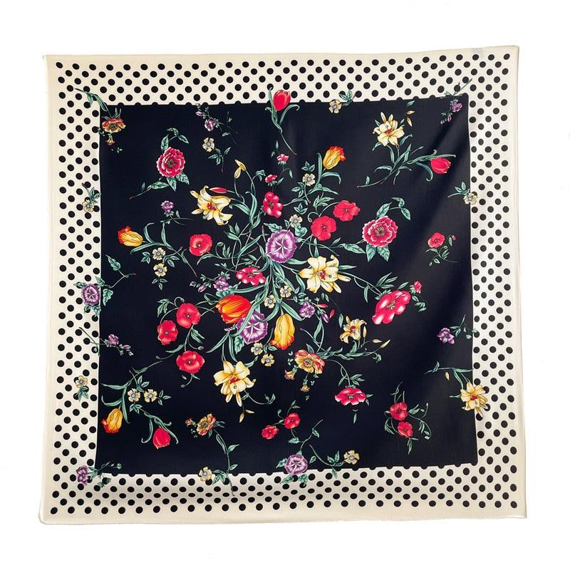 Foulard Serenity : Sergé avec motifs floraux et pois